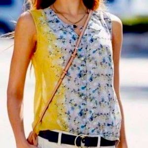 CAbi sleeveless top in a pretty yellow and gray. A fun and flirty top. Like new!